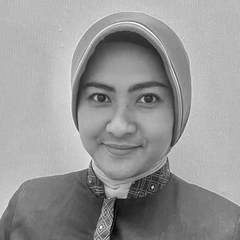 Wira Widya Putri_BW.jpg